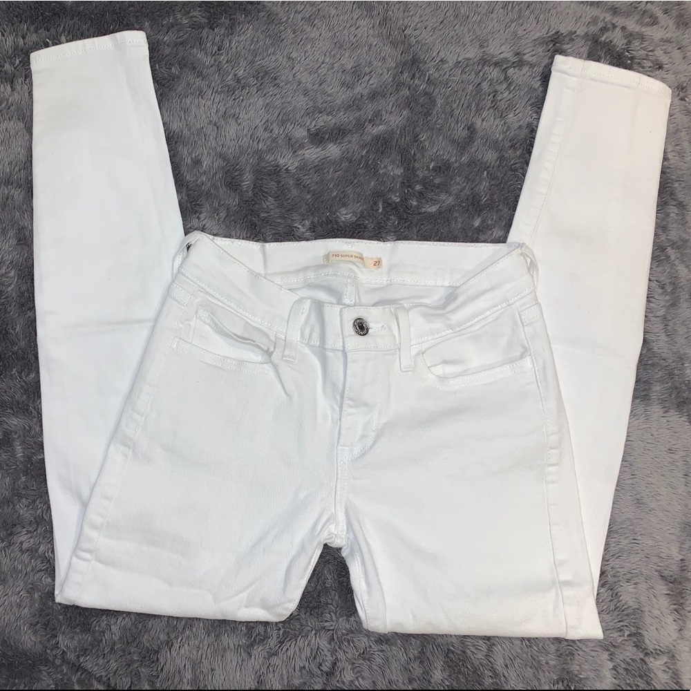 Levi’s Jeans!